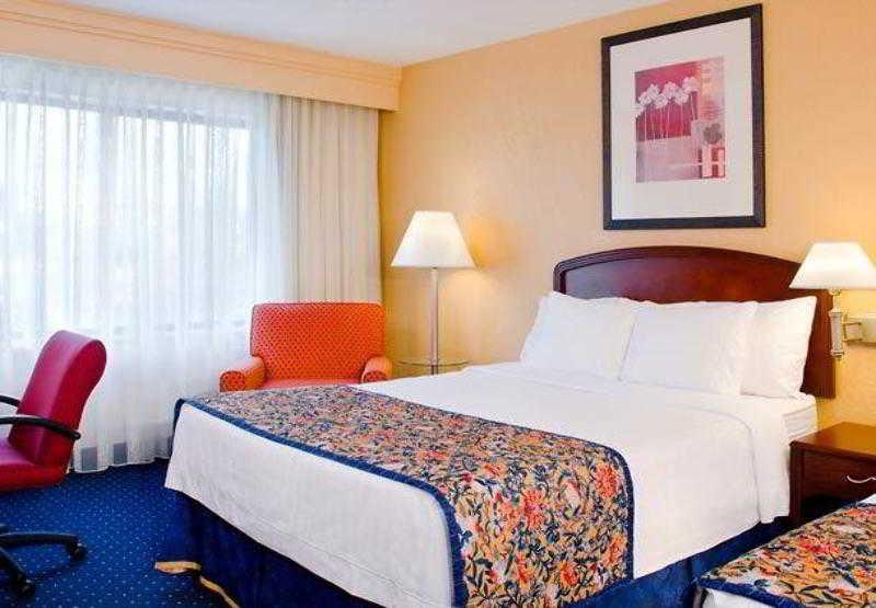 Best Western Plus Elgin - Chicago West Dundee Luaran gambar