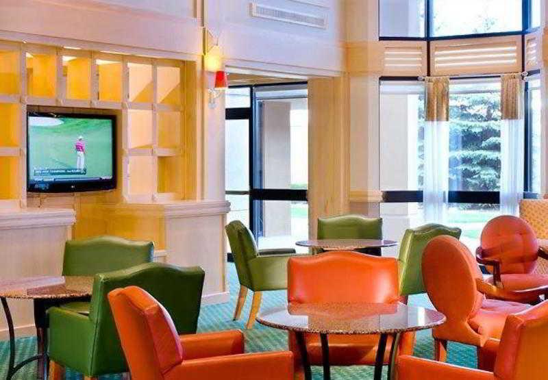 Best Western Plus Elgin - Chicago West Dundee Restoran gambar